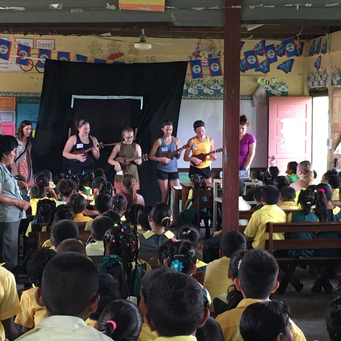ukelele volunteers playing ukelele